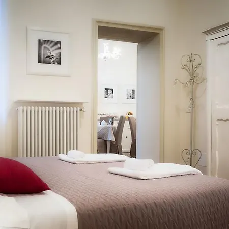 Palazzo Ceru فندق مبيت وإفطار